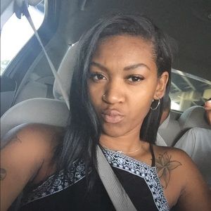 Meet your Posher, Kiana