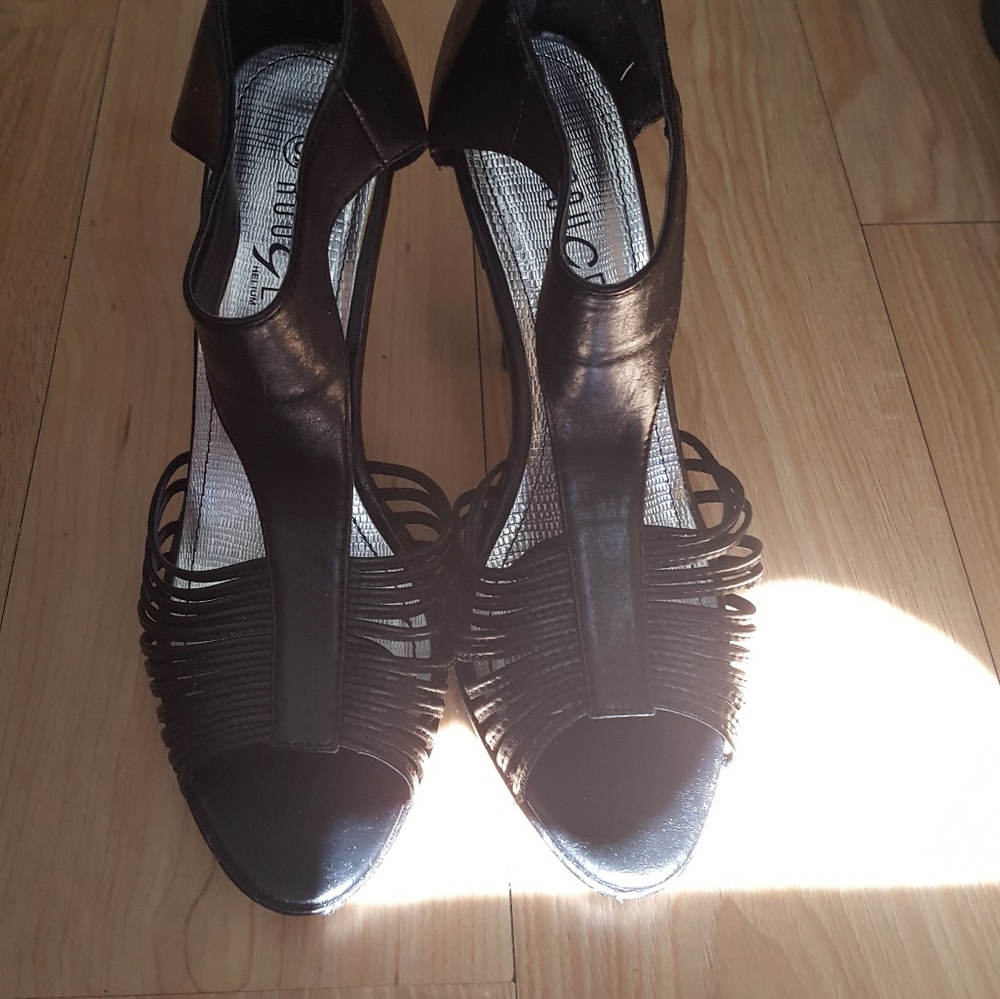Sexy Black platform heels