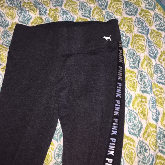 Brand new PINK logo leggings