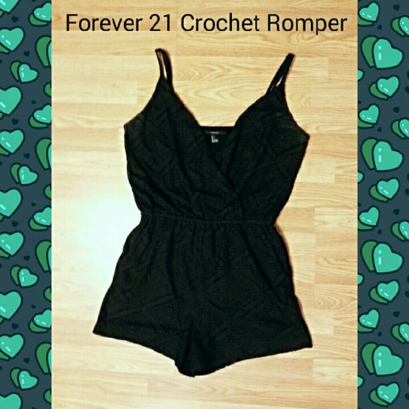 ❌❌ SOLD❌❌FOREVER 21 CROCHET SHORTS ROMPER ~