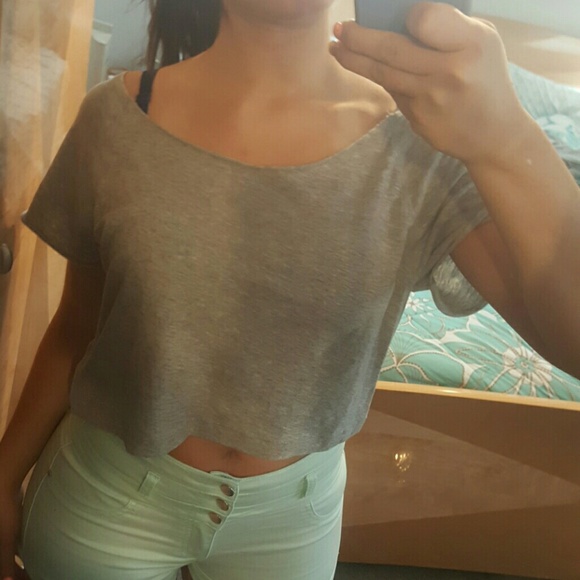 VS Pink crop top