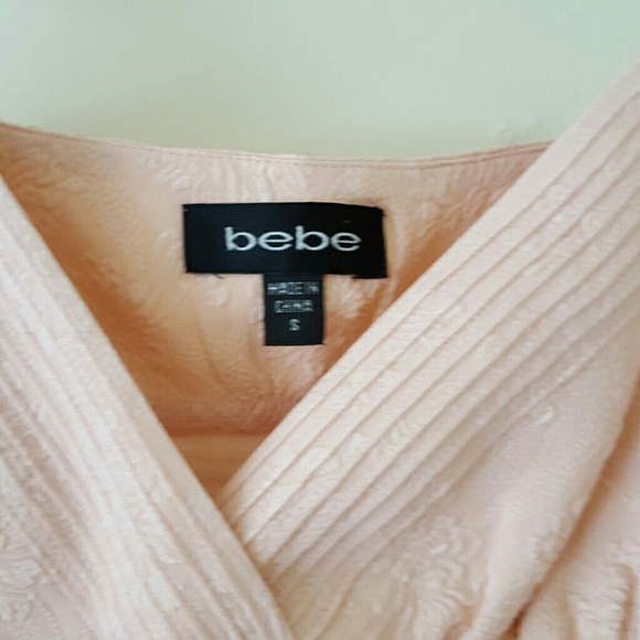 🌷BEBE Blouse🌷 - Picture 2 of 2