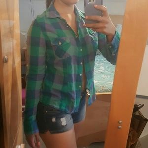 Nollie plaid button down