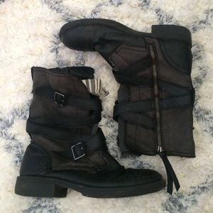Roxy Boots Size 8