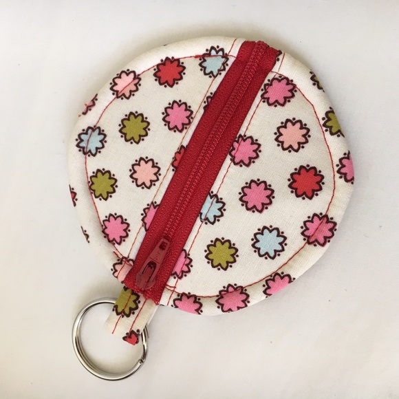 Headphone Holder Keychain