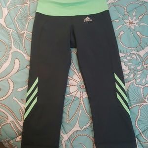Adidas crop yoga pants