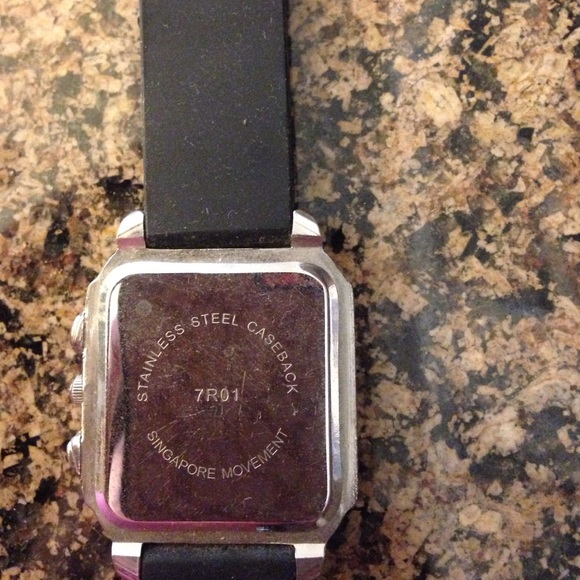 Stylish Watch - Picture 4 of 4