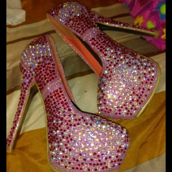 High heels from shiekh - Picture 3 of 3
