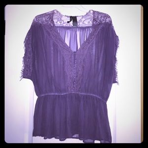 Lavender and lace boho peplum top 🌸