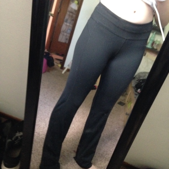 yoga pants