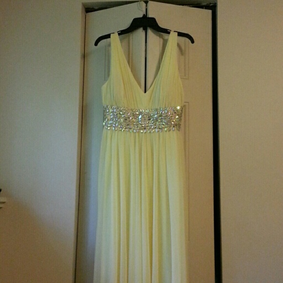 NWT Yellow dress with sequins