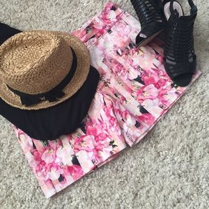 INC multicolored shorts