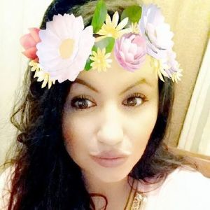 Meet your Posher, Perla