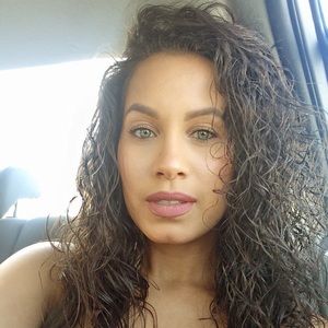 Meet your Posher, Vanesa