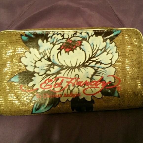 Ed hardy wallet