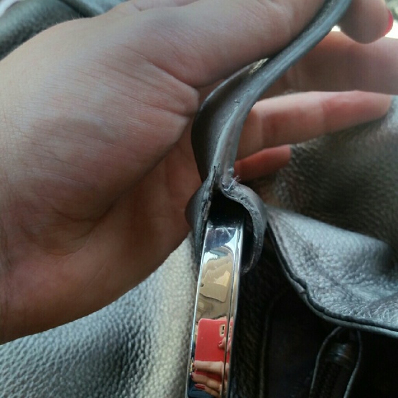Michael Kors purse✨ 👜 - Picture 4 of 4