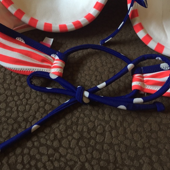 Red white and blue VS swim top - Picture 4 of 4