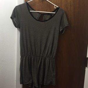 Forever 21 romper size medium