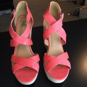 Coral wedges