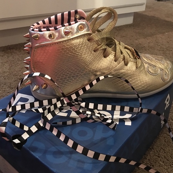 Special Edition Reebok