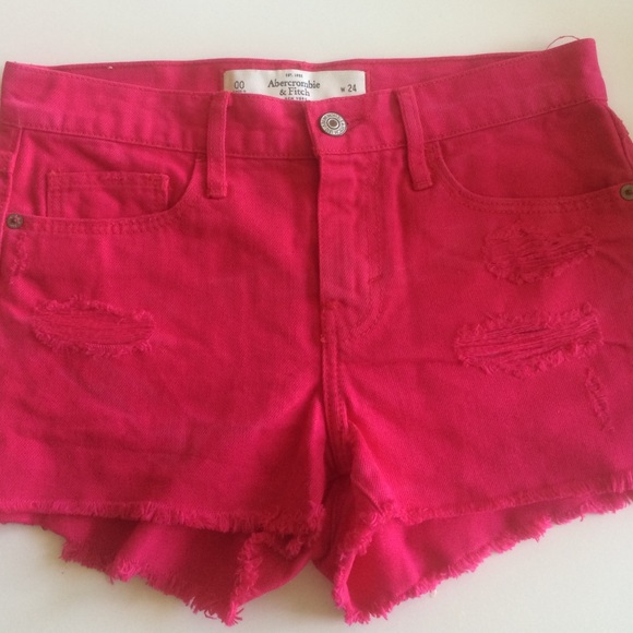 Abercrombie & Fitch pink shorts