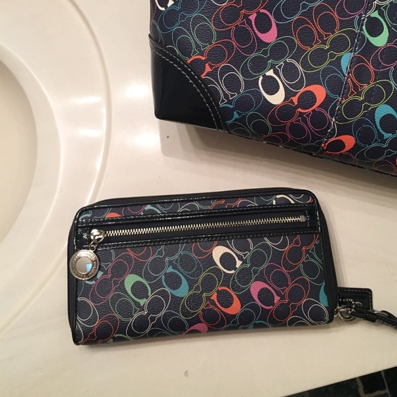 Coach purse and wallet set