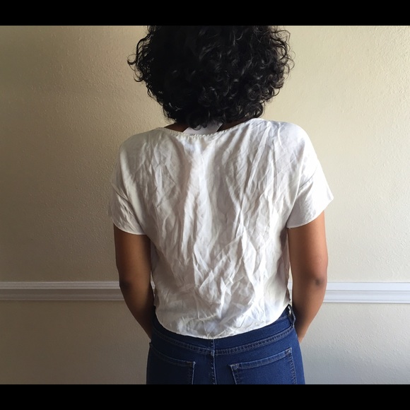 ❌❌SOLD❌❌ White crop top - Picture 4 of 4