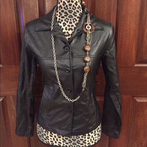 leather jacket - Picture 2 of 2