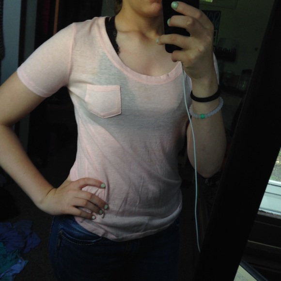 pocket scoop neck T