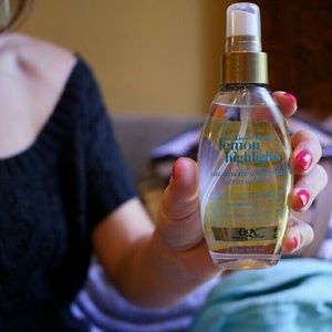Organix Makeup - Highlight Hair Oil Mist Organix Makeup - Highlight Hair Oil Mist