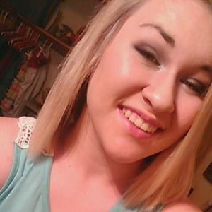 Meet your Posher, Abigail