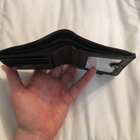 Coach Wallet - Picture 4 of 4