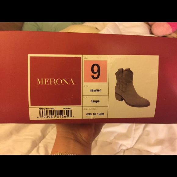 Merona Sawyer Taupe Boots