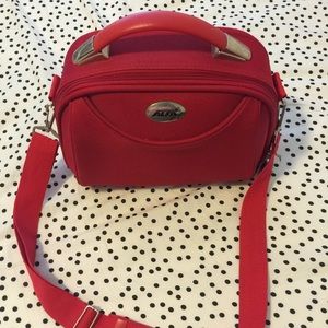 Travel case for makeup and jewelry