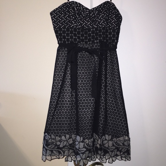 BCBG strapless cocktail dress with lace embroidery