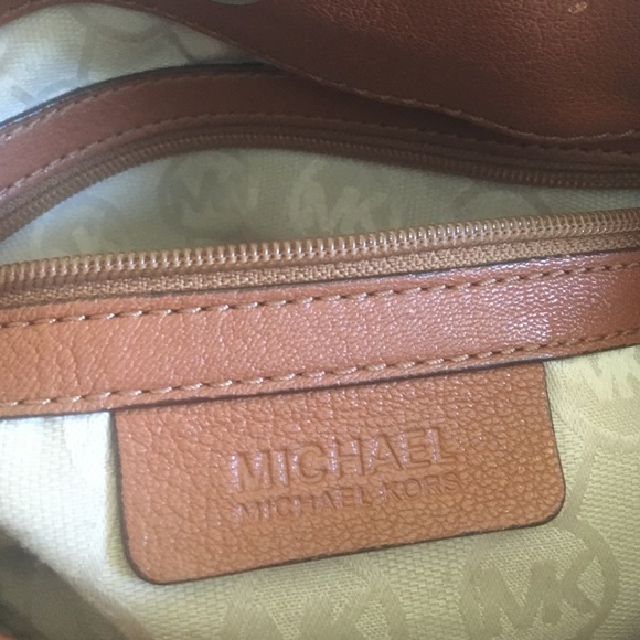 Michael Kors Hamilton Satchel - 100% authentic - Picture 4 of 4