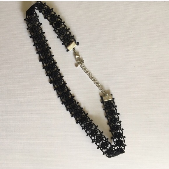 ONE LEFT ‼️ Black Lace Choker - Picture 2 of 4