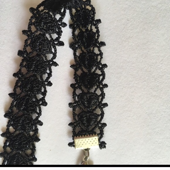 ONE LEFT ‼️ Black Lace Choker - Picture 4 of 4