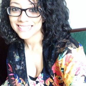 Meet your Posher, Andrea
