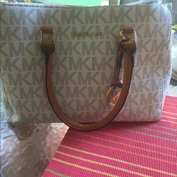 Michael Kors purse