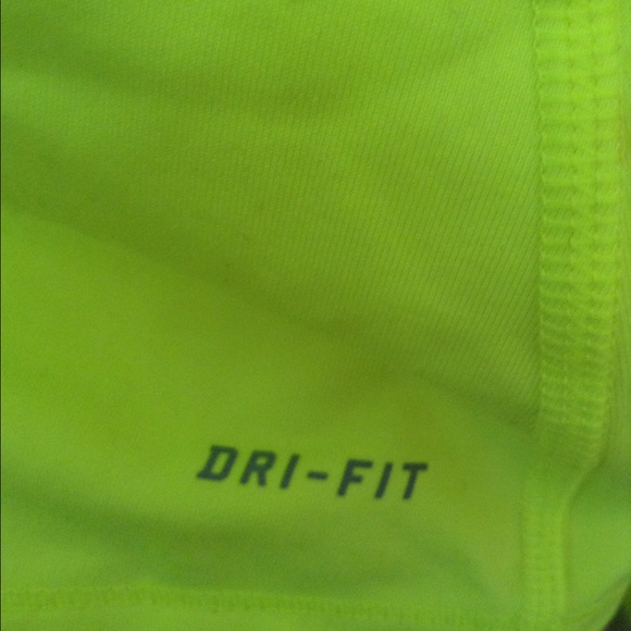 Nike Dri-fit quarter zip - Picture 4 of 4