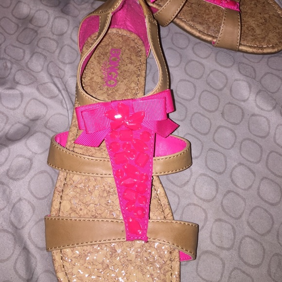 Sandals - Picture 2 of 3