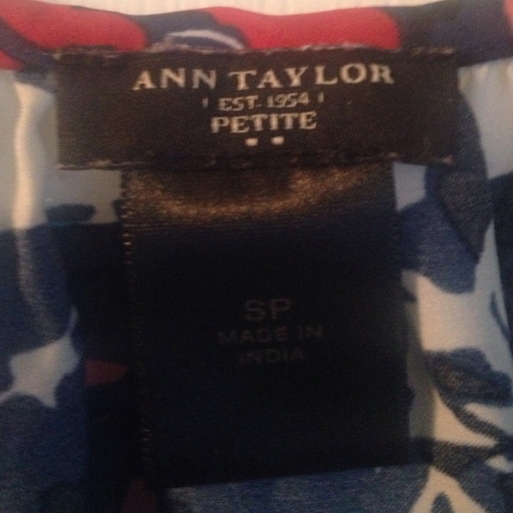 Ann Taylor blouse, small petite. - Picture 3 of 4