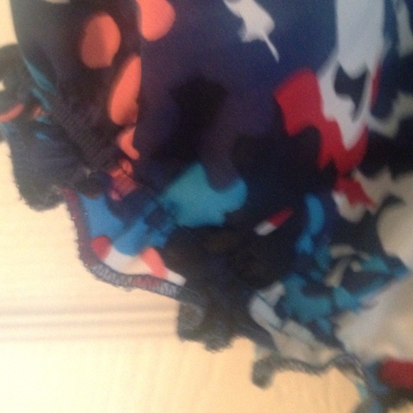 Ann Taylor blouse, small petite. - Picture 4 of 4