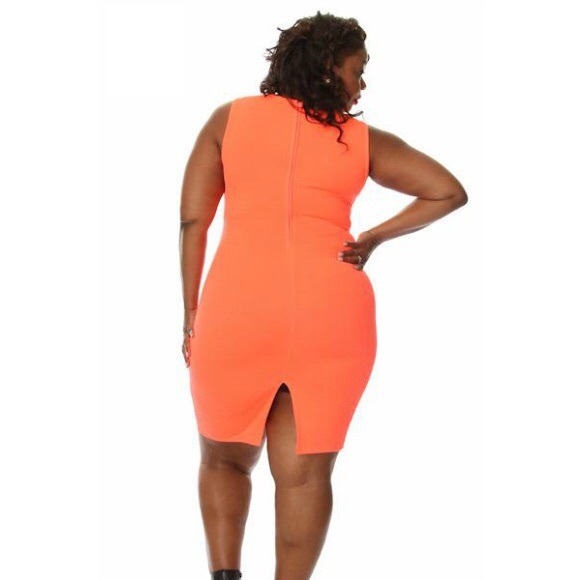 NWT Plus Size Sleeveless Bodycon Mini Dress - Picture 3 of 4