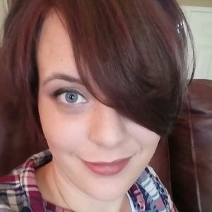 Meet your Posher, Arielle