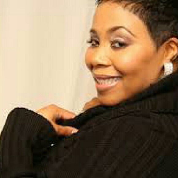 Meet your Posher, Yolonda