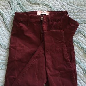 Hollister High Waisted Maroon Skinny Pants 00