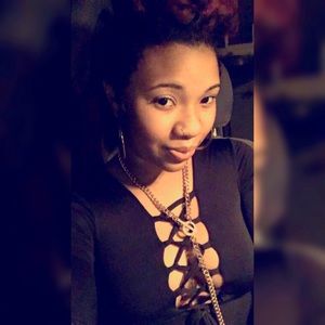 Meet your Posher, Chynea