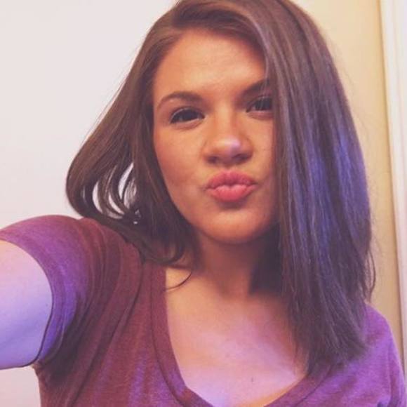 Meet your Posher, Clarissa - Picture 1 of 1